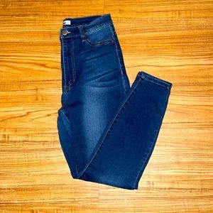 Refuge Skinny Jeans
